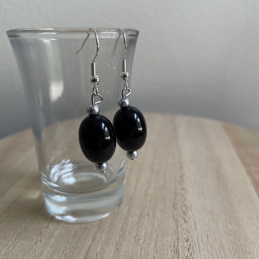 Silver‎ Night Beaded Earrings